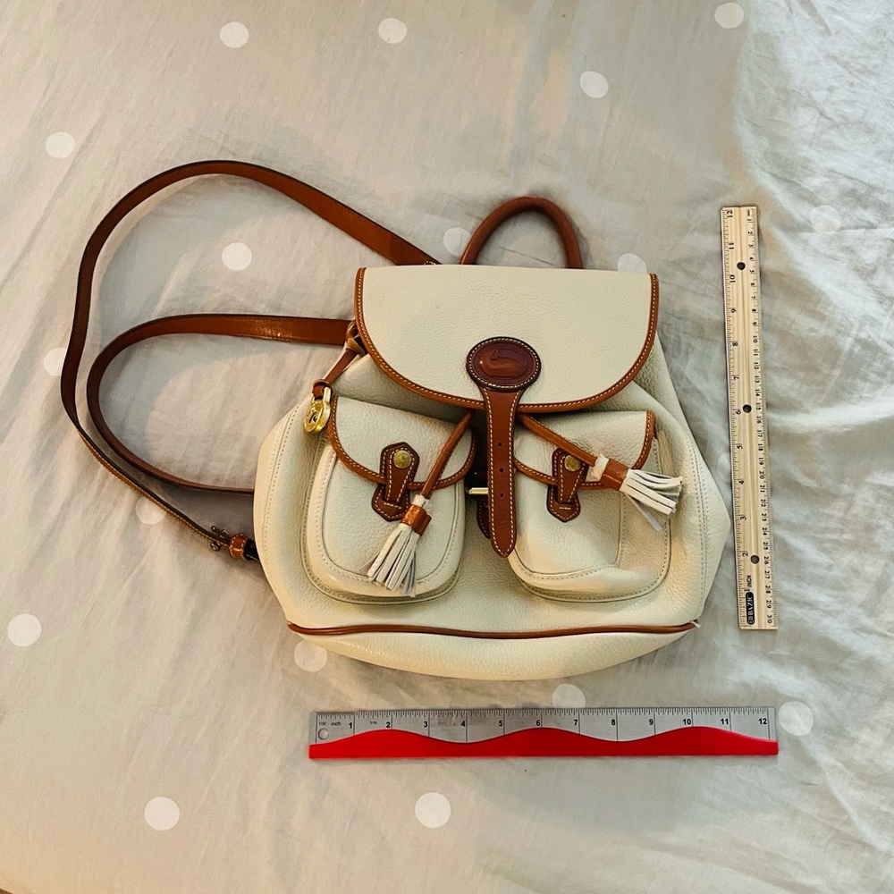 Vintage Dooney and Bourke backpack purse